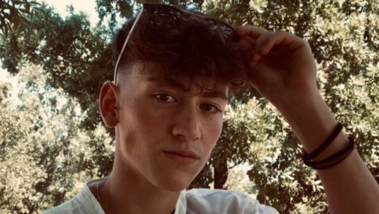 Mattia muore a 21 anni: un’altra vittima della strada