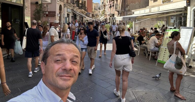 De Luca: “Taormina pienissima, ringraziamo tutti gli ospiti della città”