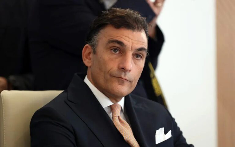 Forza Italia, il Collegio dei Probiviri congela la sospensione di Tamajo e Zacco