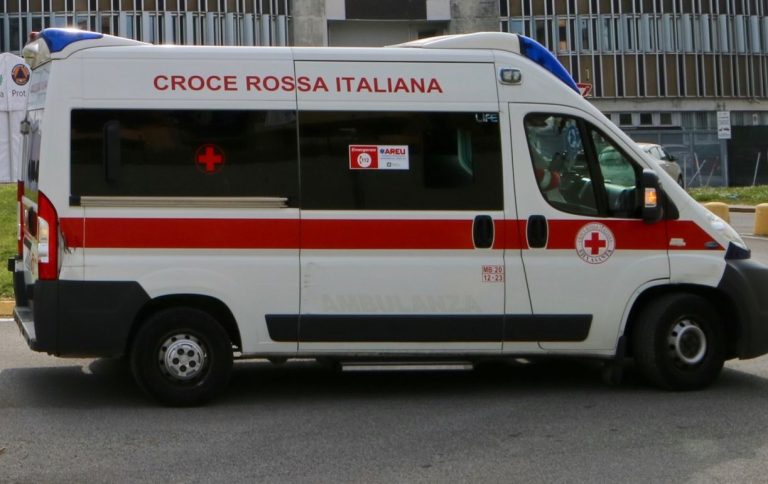 Bimbo di 2 mesi muore nella culla, era nato positivo alla cocaina Bimbo di 2 mesi muore nella culla, era nato positivo alla cocaina