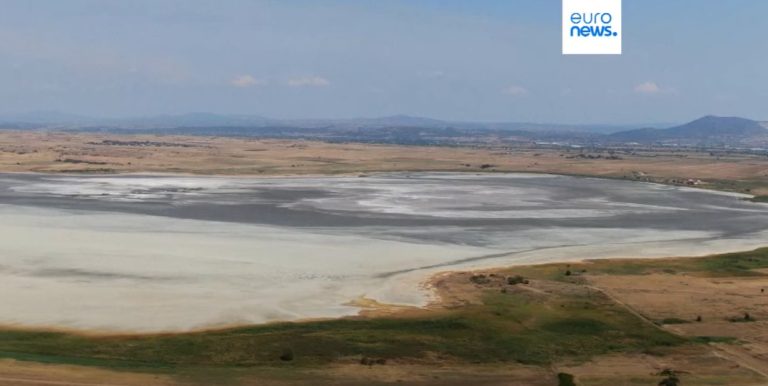 Siccità in Grecia: non c’è acqua neppure per lavarsi