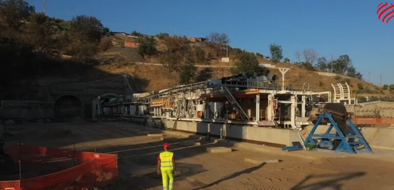 Webuild: “Tunnel Taormina, ecco la talpa in azione per la nuova ferrovia” (VIDEO)