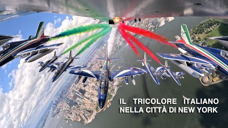 Le Frecce Tricolori nel cielo di New York dopo 32 anni, immagini spettacolari