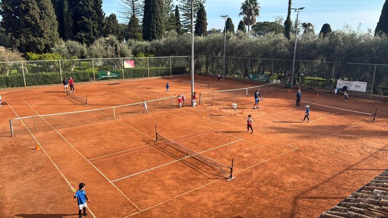 Campi da tennis a Taormina, ok al progetto esecutivo per i lavori di manutenzione