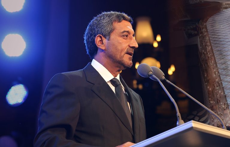 Lo sceicco Ahmed bin Saeed Al Maktoum a Taormina con il suo mega-yacht