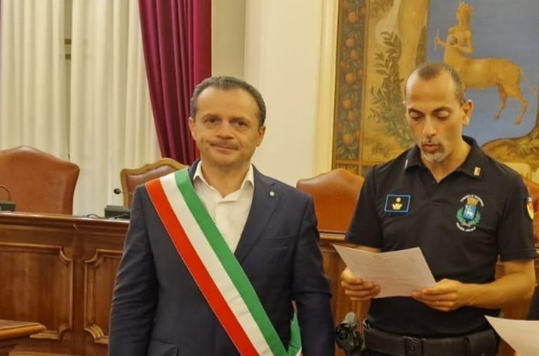 Polizia locale Taormina, De Luca non torna indietro: “Riorganizzazione è competenza di sindaco e Giunta”