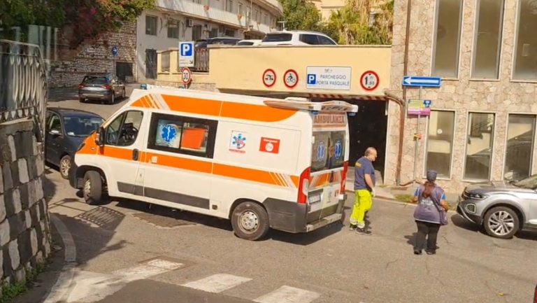 Taormina, scontro auto-scooter: ferito un 20enne