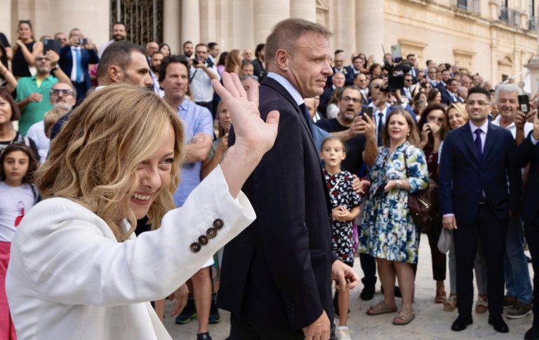 Dal G7 Siracusa al turismo a Brucoli, così Fratelli d’Italia snobba Taormina