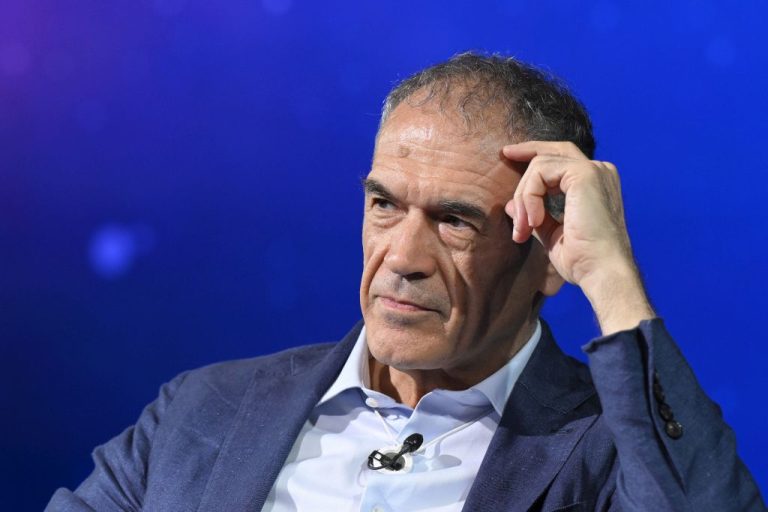 Manovra, Cottarelli: “Superata la prova dei mercati”