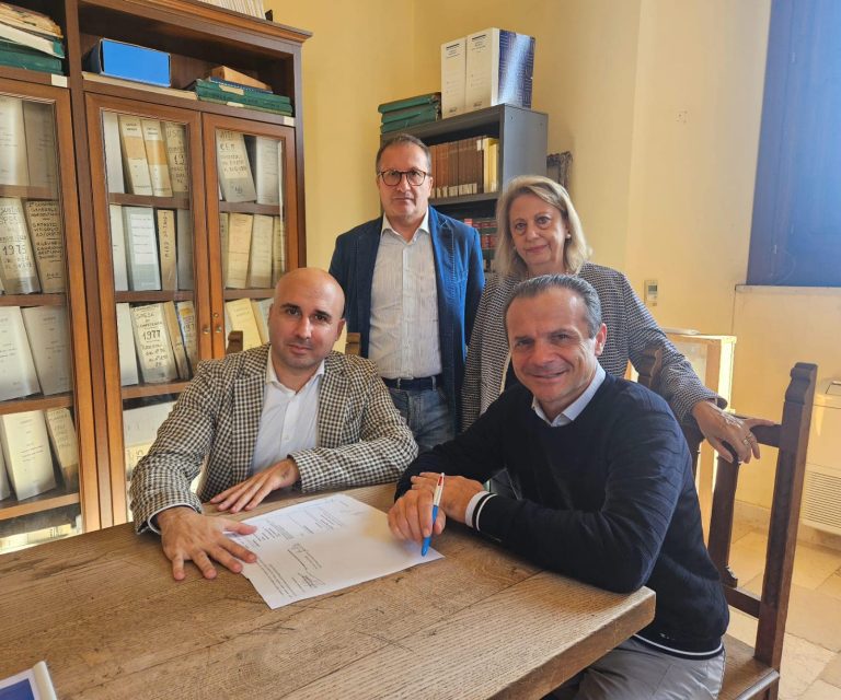 Fine dissesto a Taormina, passaggio di consegne tra OS e sindaco