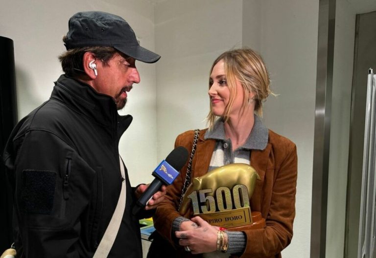 A Chiara Ferragni 1500^ Tapiro d’oro della storia di Striscia la notizia