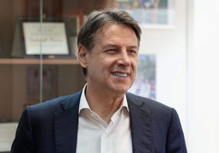 Conte: “Da Meloni solo chiacchiere sulle liste d’attesa”