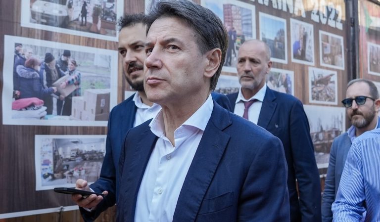 Conte: “Polizia e Carabinieri sotto organico di 20 mila unità