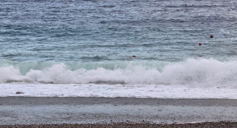 Taormina, turista russa salvata in mare a Mazzeo