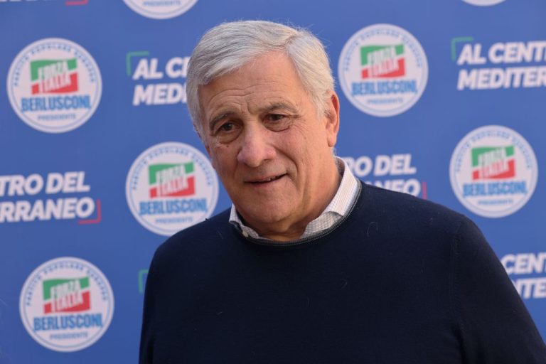 Fi, Tajani: “Non tradiremo il centrodestra ma difendiamo i nostri valori”