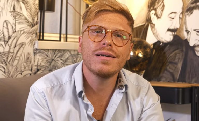 La Vardera lascia De Luca e ScN: “Tra noi distanze ormai siderali”