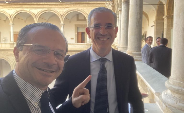Falcone apre a De Luca, prove tecniche di nuovo centrodestra?