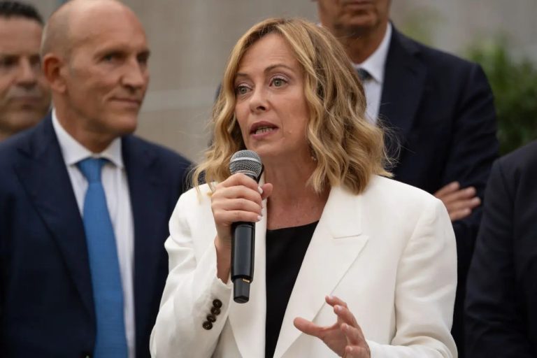 Giustizia, Meloni: “No complotto ma menefreghismo della volontà popolare”