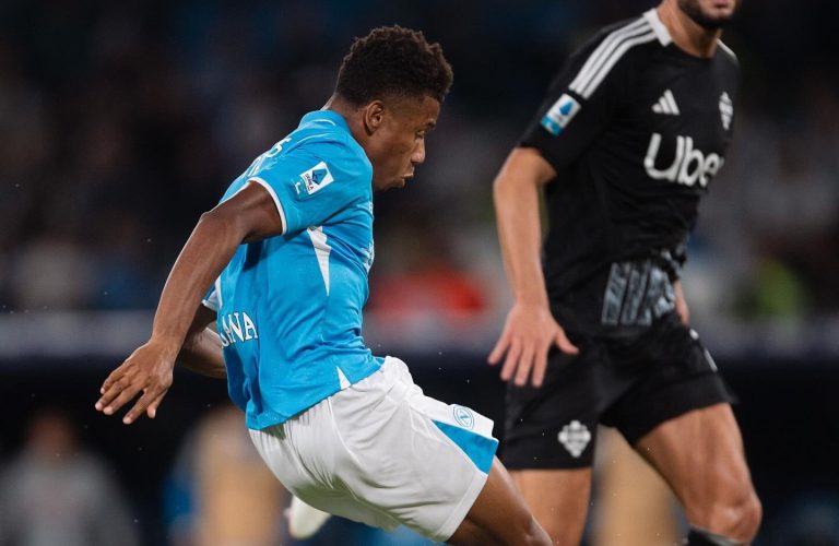 Neres: “Napoli vuole restare al primo posto”