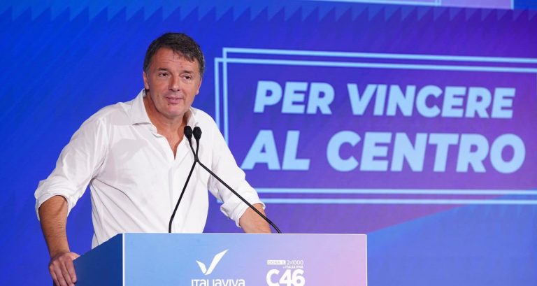 Renzi: “Meloni butta via 1 miliardo in Albania per il centro migranti”