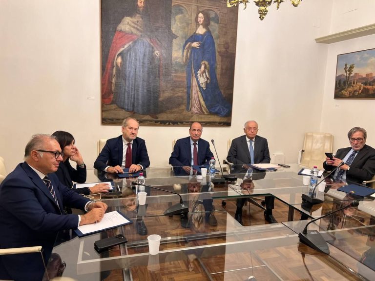 Schifani: “Sulla riattivazione dei dissalatori fare prima possibile” Schifani: “Sulla riattivazione dei dissalatori fare prima possibile”