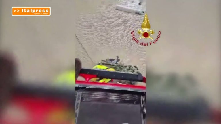 Maltempo in Sicilia, esonda il fiume Salso a Licata