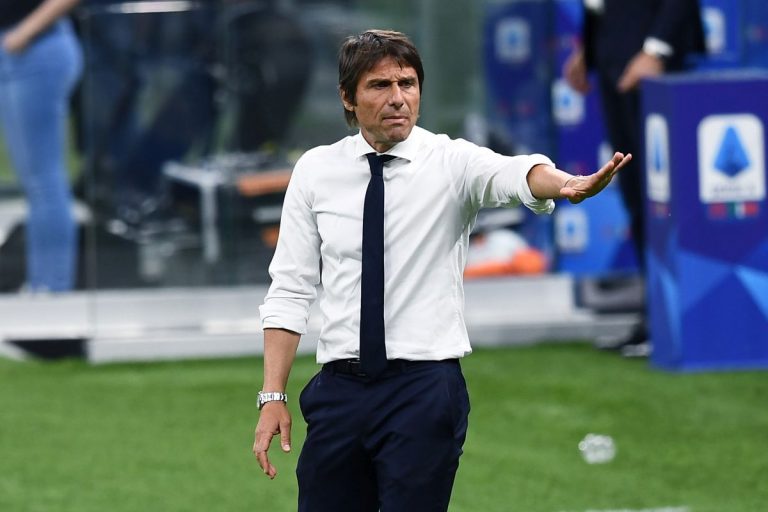 Napoli, Conte: “Scudetto? Tappiamoci le orecchie e andiamo avanti”