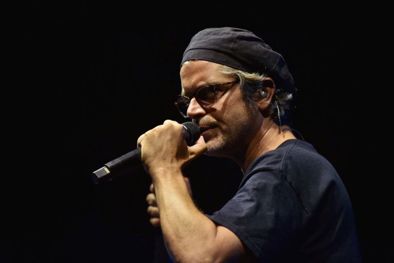 Samuele Bersani: “Mi fermo per motivi di salute”