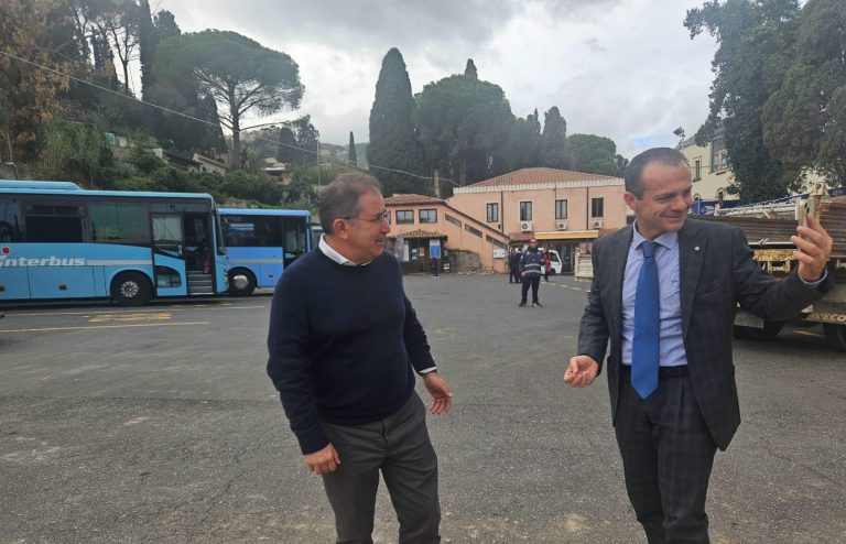 De Luca: “A Taormina si parte con la riqualificazione del Terminal Bus”
