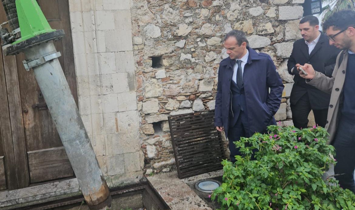 “Taormina now carefully cleaned, before-after comparison is significant” (VIDEO)