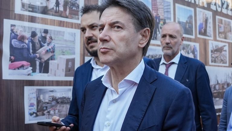 Conte: “Sterminio a Gaza, responsabile chi non lo ferma”