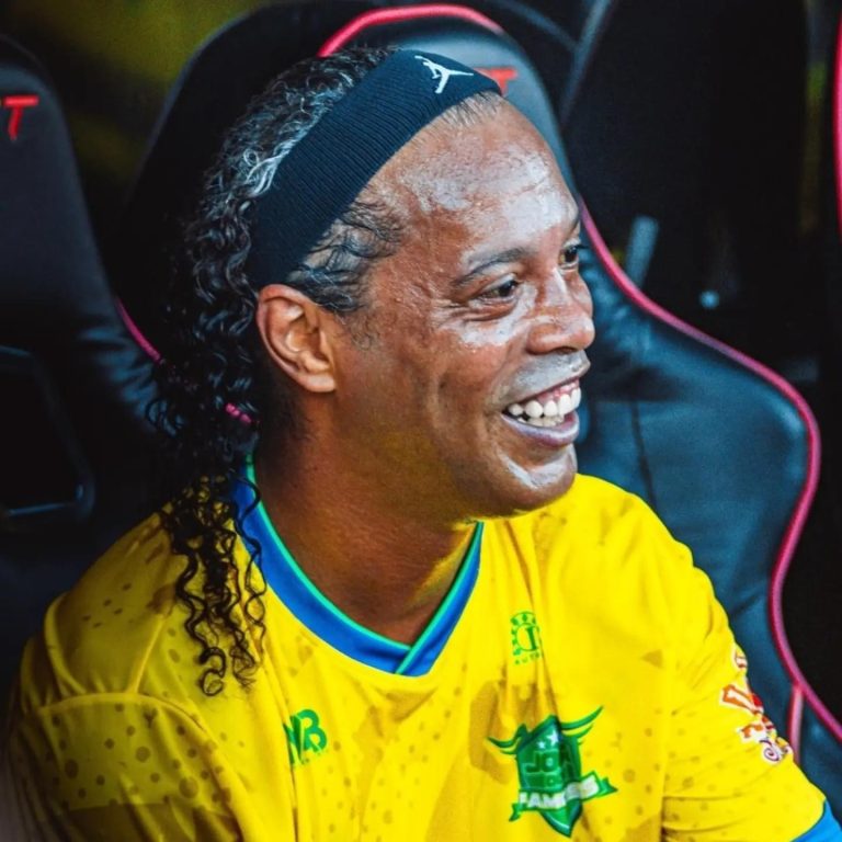 Ronaldinho: “Vi dico chi e’ stato il migliore tra Pelé e Maradona”