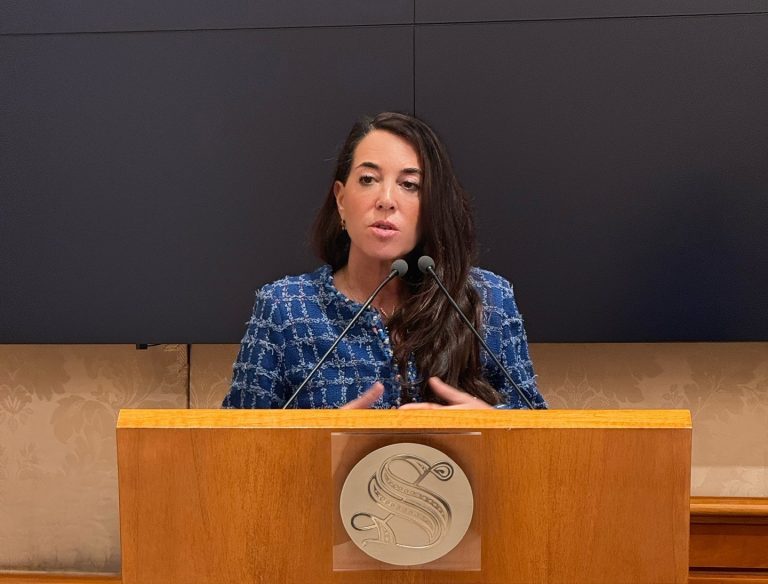 Ronzuli: “Rafforzare la lotta alla violenza contro le donne”