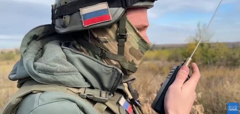 Mosca mostra il lancio di missili contro Kiev