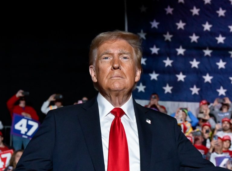 New York Times incorona Trump: “All’80% è il nuovo presidente Usa”