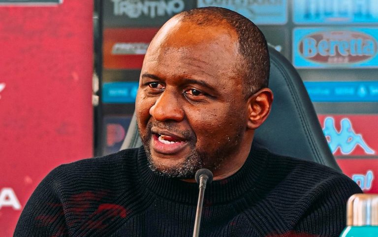 Vieira-Balotelli, pace fatta. Il tecnico: “Punto su Mario ma deve lavorare”