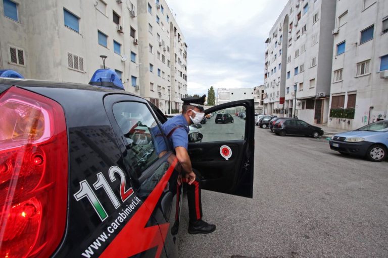 Napoli, ucciso un 19enne. La tragedia dopo una lite tra giovani