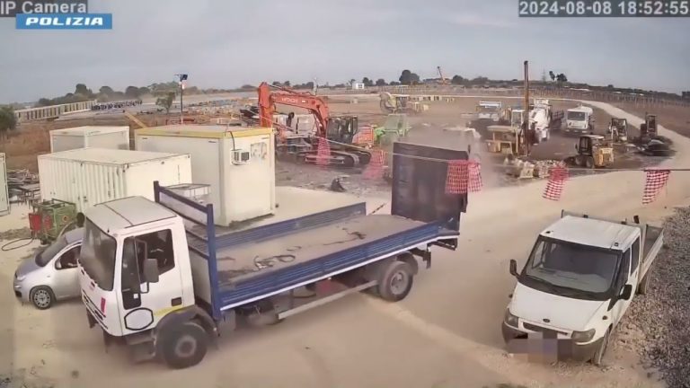 Bloccata la “banda dell’escavatore”, 5 arresti