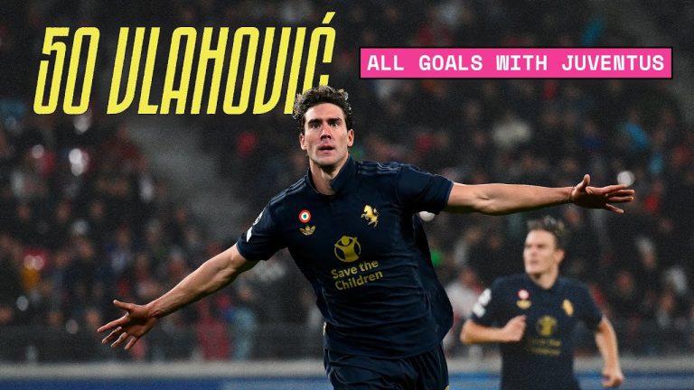 Vlahović festeggia i 50 gol con la Juve Vlahović festeggia i 50 gol con la Juve