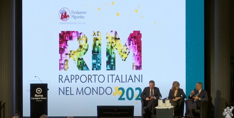 Rapporto Fondazione Migrantes: cresce l’emigrazione italiana, la Sicilia è la regione con più residenti all’estero