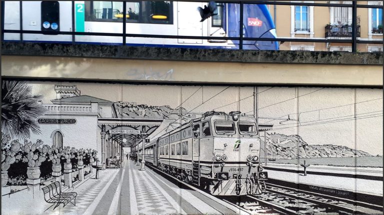 Taormina conquista la Francia: a Grenoble un murales della stazione di Villagonia Taormina conquista la Francia: a Grenoble un murales della stazione di Villagonia