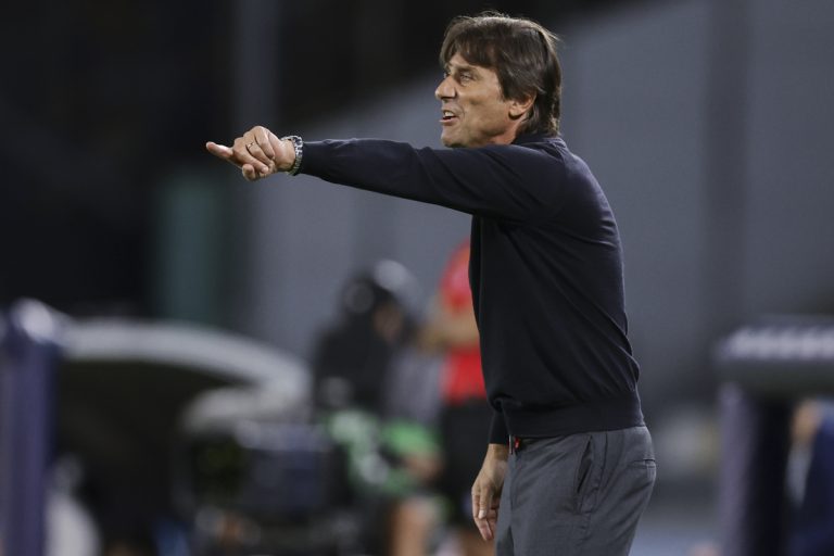 Conte: “Le cadute devono rinforzare la  mentalità del Napoli”