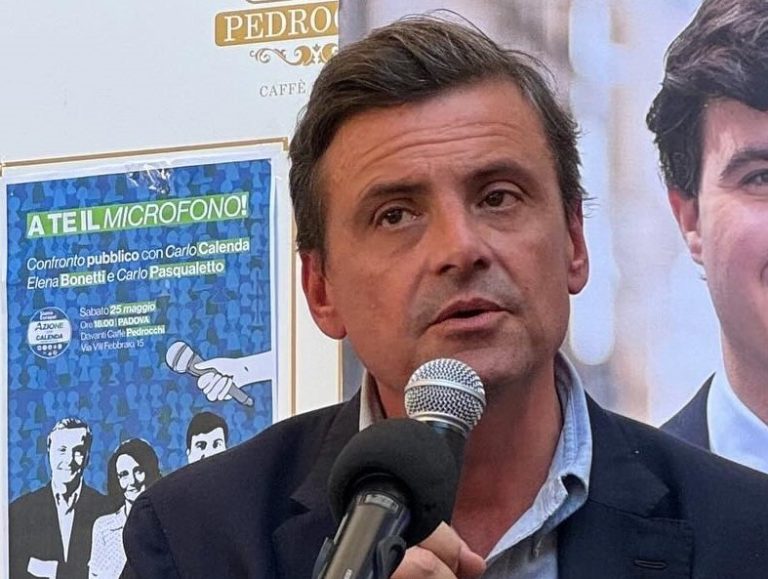 Calenda: “Musk è un pericoloso eversore”