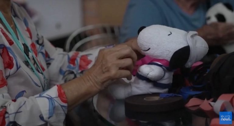 Caracas, ecco l’ospedale dei giocattoli