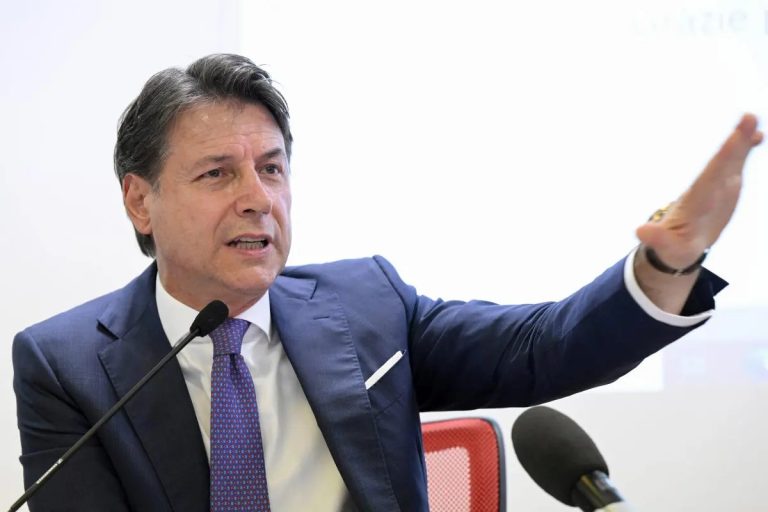 Ue, Conte: “Non è una Commissione ma un gabinetto di guerra”