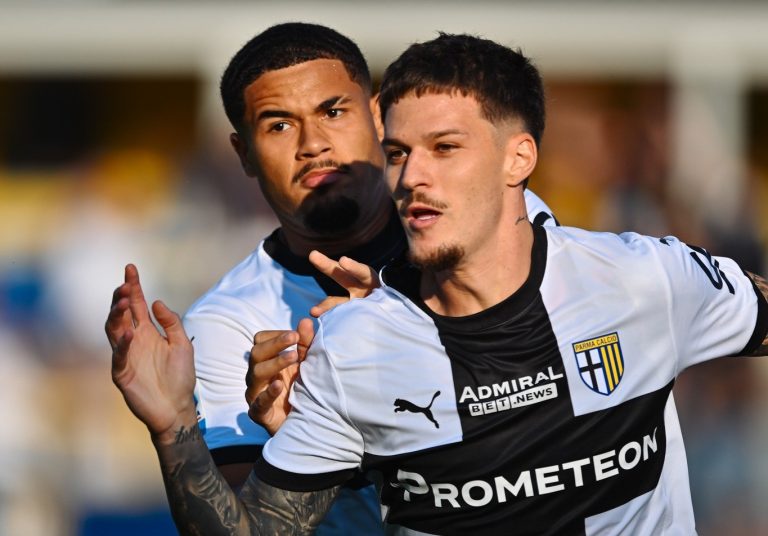 Man ferma la corsa della Lazio