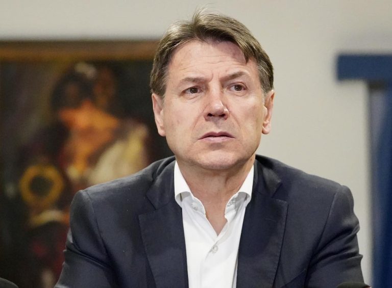 Conte: “Pd ritiri le firme sul Salva-Milano”