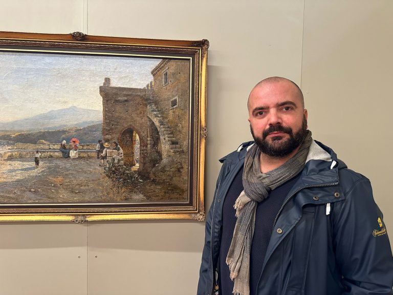 I Colori dello stupore – Il Grand Tour a Taormina, D’Arrò: “Una mostra sulla vera storia della città” (VIDEO)