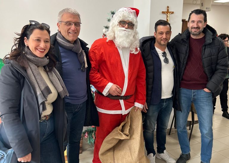 Taormina, l’Associazione Imprenditori e Commercianti Trappitello omaggia i bambini della scuola dell’infanzia