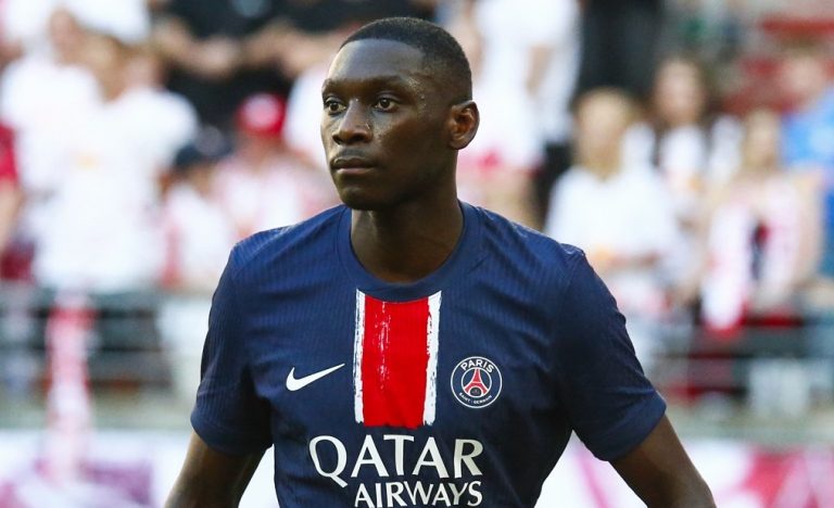 E’ Juve-Milan anche sul mercato: duello per Kolo Muani